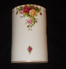 ROYAL ALBERT OLD COUNTRY ROSES