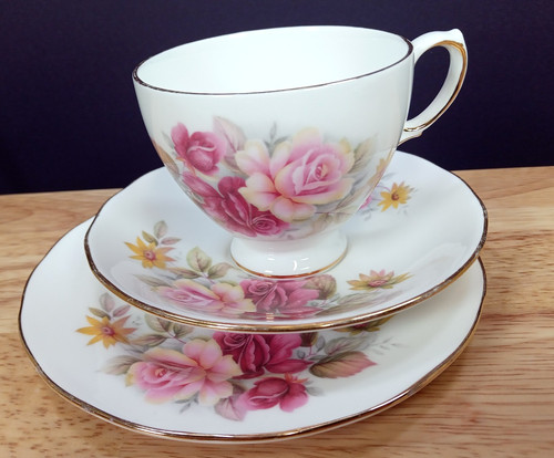 Queen anne pink roses - anne, tea