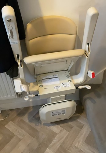 Handicare chair for eletric