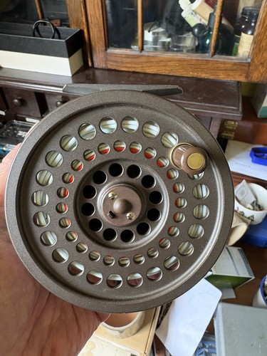 Good vintage hardy - v,