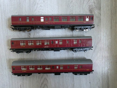 Triang hornby maroon coaches - triang/hornby,