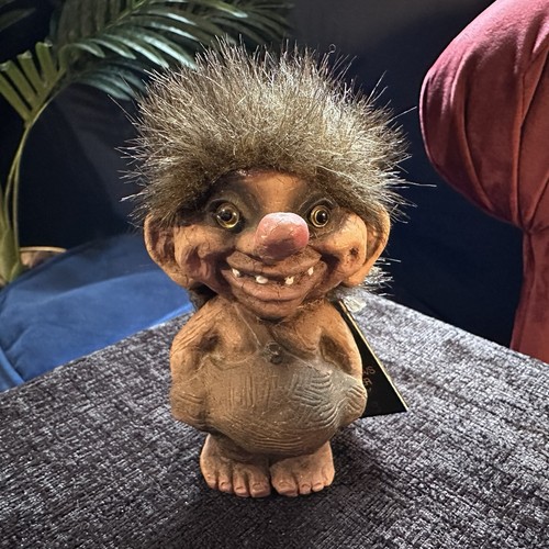 Vintage nyform troll 018 - vintage,