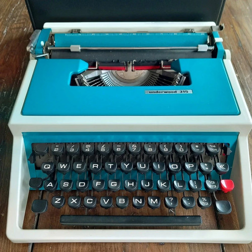 Underwood 315 typewriter - 315,