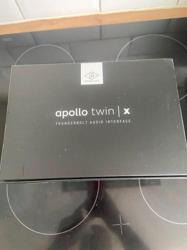 Universal audio apollo twin - universal, x