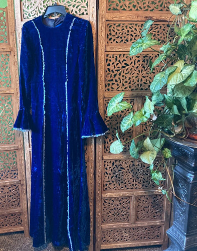 Vintage velvet royal blue - vintage,