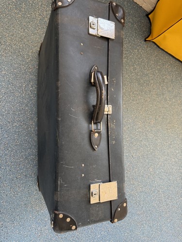 Vintage globe trotter - vintage,