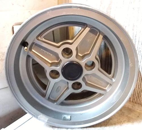 Ford escort capri - 13", alloy