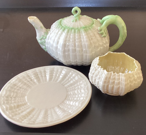 Belleek antique tridacna - belleek,