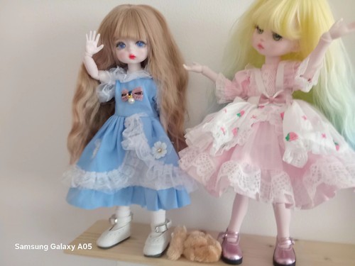 Bjd dolls with lots of - x2,