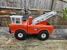TONKA MIGHTY WRECKER TOW TRUCK