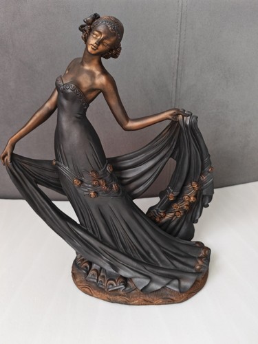 Vintage art deco figurine - deco, a
