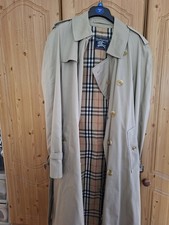 Burberry trench Coat 