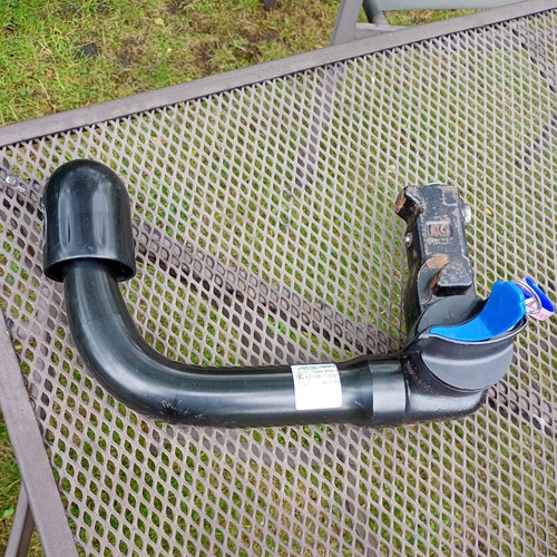 Tow trust detachable swan neck - trust,