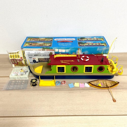 Sylvanian families riverside - families,