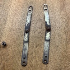 MITSUBISHI  L200 TAILGATE TAIL  GATE STAYS  HINGE STRAP STAY.       B-7