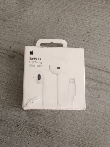Apple lightning connecton - connecton, in
