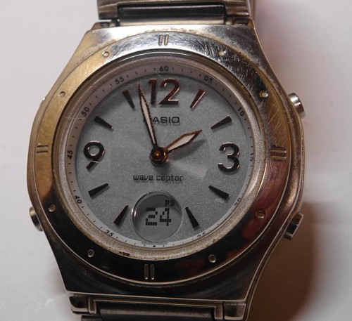 Working casio wave ceptor - casio,