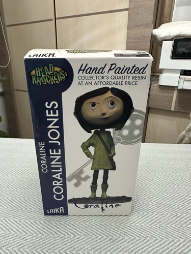 Neca coraline yellow - neca, in