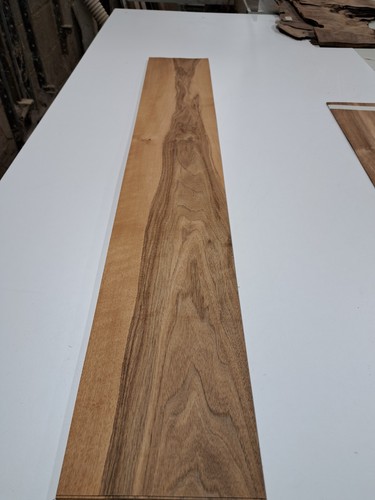 European walnut veneer 1 - veneer,