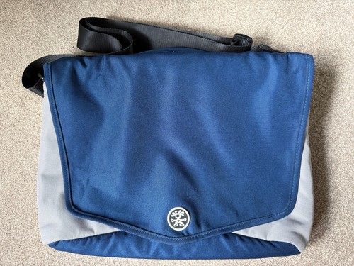 Crumpler the skivvy medium - the,