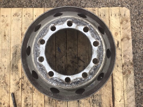 Alcoa alloy wheel 32mm - 22.5,