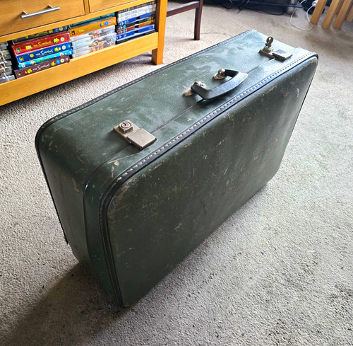 Vintage retro green hard sided - green, hard-sided