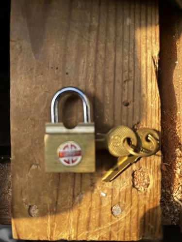 Vintage burg wächter - burg, brass
