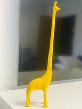 Vintage Habitat Giraffe. Metal Giraffe Ornament.