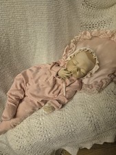 Collectable sweet baby girl doll by Ashton Drake - Great Condition