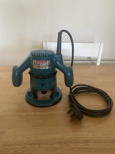 Makita router 240v - 240v, model