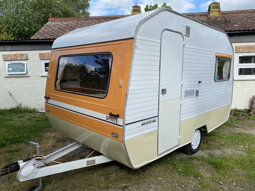 Classic vintage retro berth - 4,