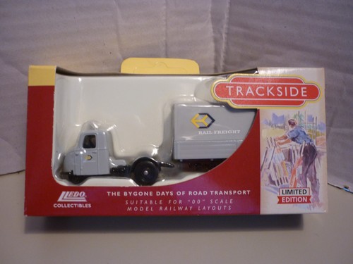 Lledo trackside dg148009 - trackside,