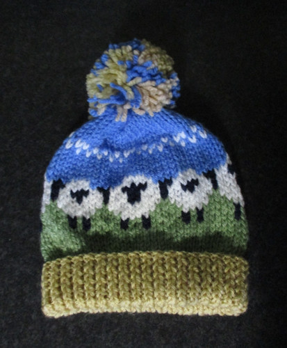 New hand knitted baby hat - new,