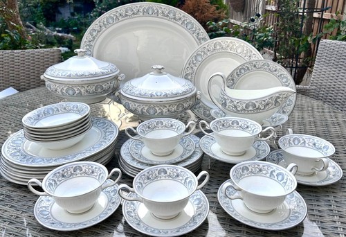 Vintage wedgwood dinner - wedgwood,