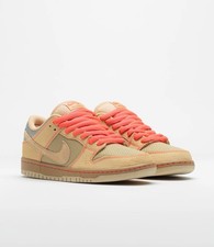 Nike SB Dunk Low Pro ‘Som