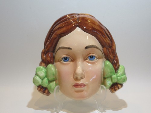 Beswick art deco girl - beswick,