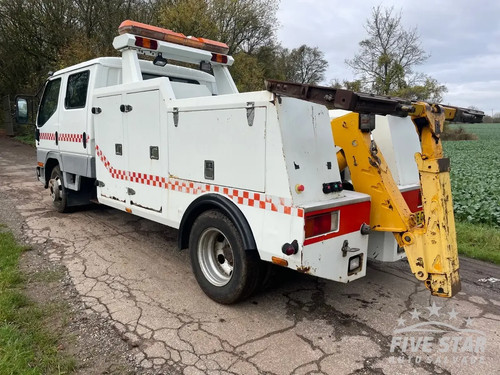 Mitsubishi canter spec lift - mitsubishi,