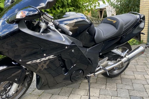 Honda cbr1100xx blackbird top - honda,