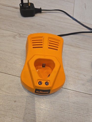 Titan 18v 3ah t12bc - 18v, 1.3ah