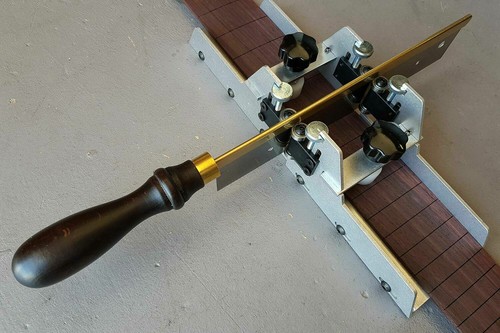 Fret slotting mitre box - slotting,