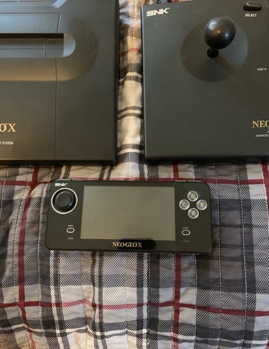 Snk neo geo gold limited - neo,