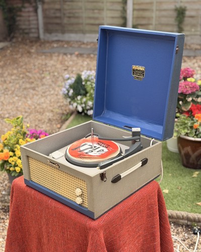 Stunning vintage dansette - stunning,