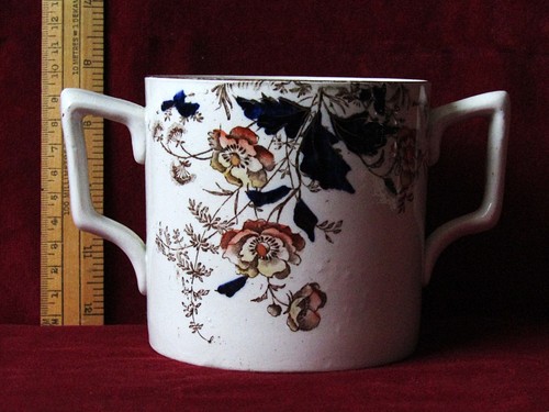 Large antique imari - large, floral