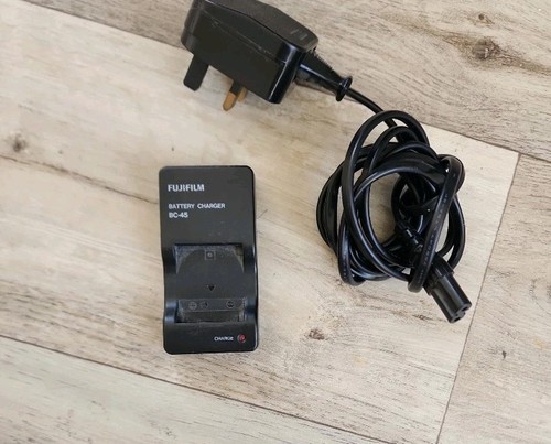 Fujifilm battery charger - fujifilm,