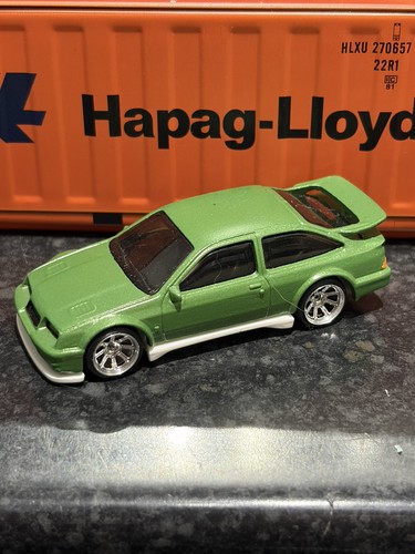Hot wheels ford - hot,