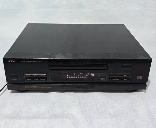 Jvc e66bk compact - xl-e66bk,