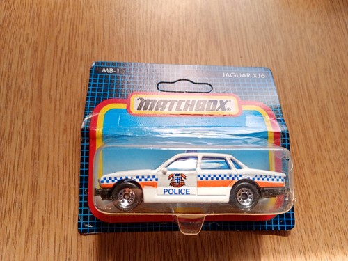 Matchbox police patrol - matchbox, car