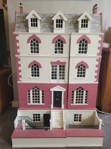 Scale wooden beeches - 1:12,