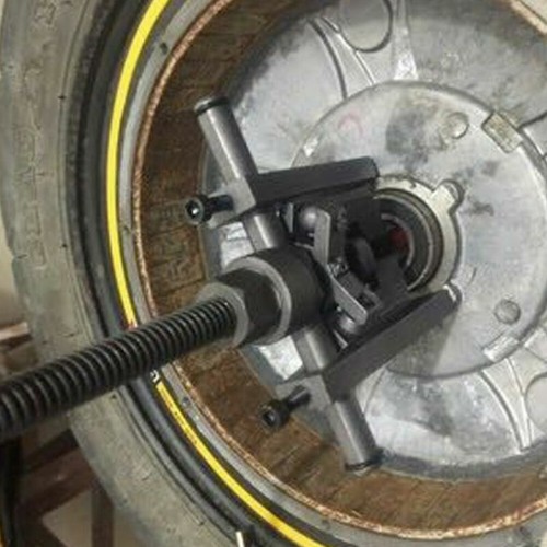 Jaw pilot bearing - pilot, puller