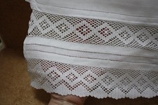 NB1390 Lovely Vintage White